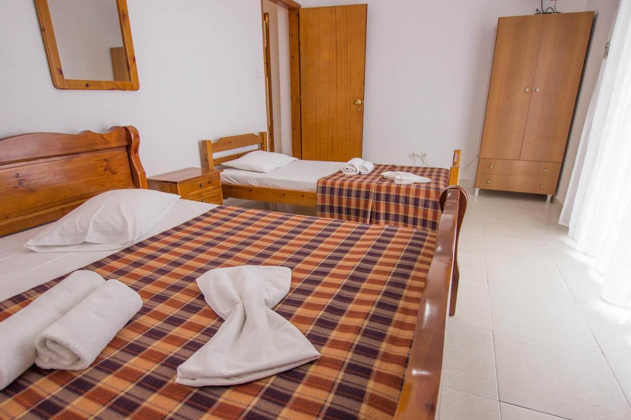George Laz Rooms Vrasná エクステリア 写真