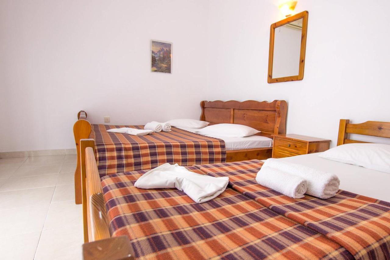 George Laz Rooms Vrasná エクステリア 写真