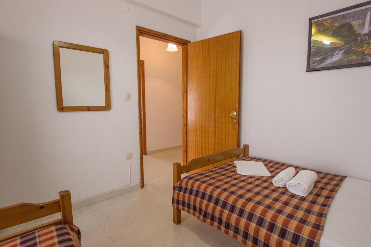 George Laz Rooms Vrasná エクステリア 写真