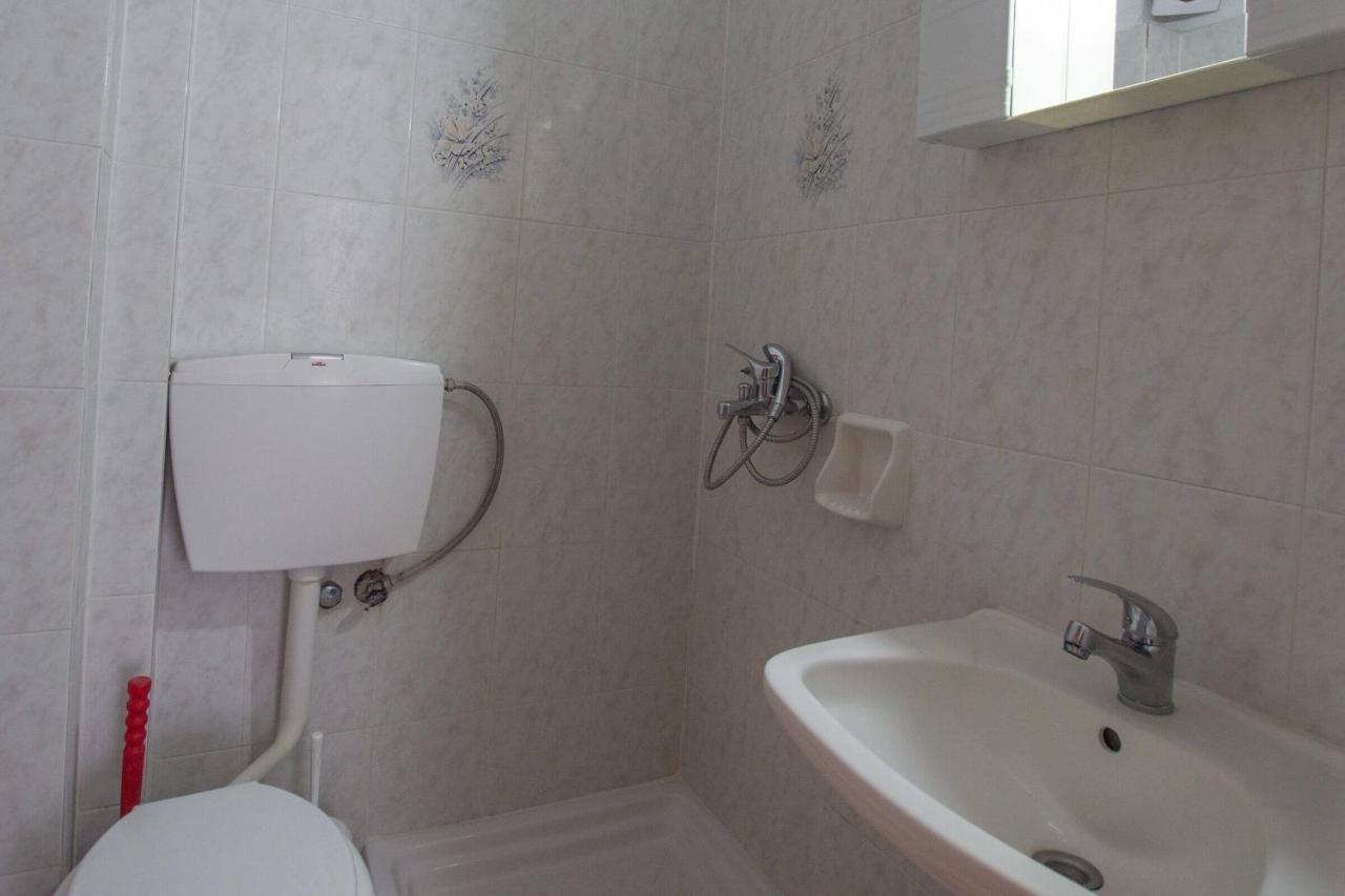 George Laz Rooms Vrasná エクステリア 写真